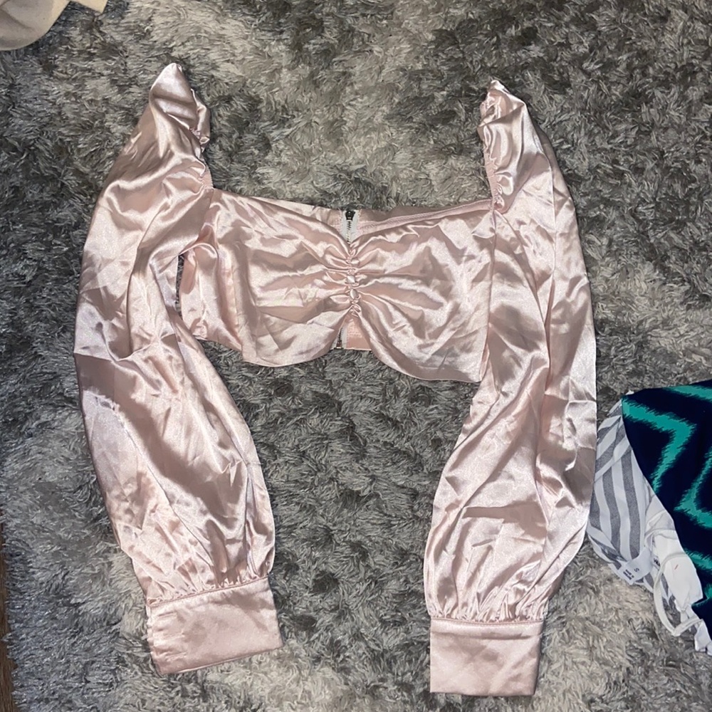 pink blush long sleeve crop top